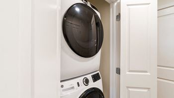Washer dryer in unit